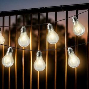 Napelemes villanykörte füzér 4,5 m, 10 izzó, 50 LED edited 1